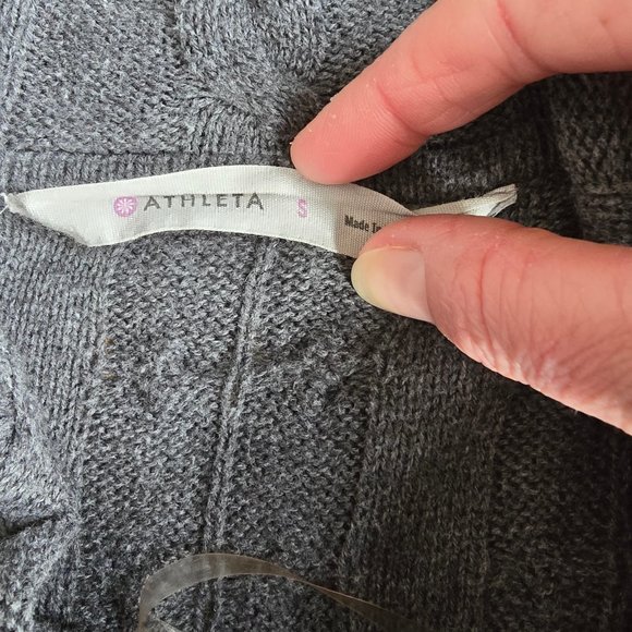 Athleta Gray Cowl Neck Sweater Dress size Medium - Picture 7 of 9